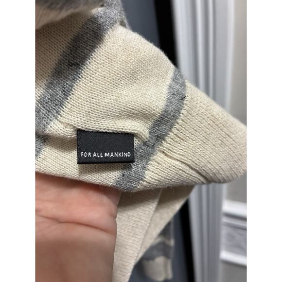 7 For All Mankind Normandy Store Crewneck Sweater Men's XL Oatmeal Storm - Picture 8 of 10